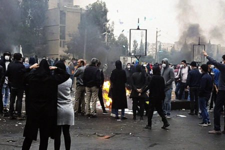 عفو بین‌الملل از افزایش کشته شدگان اعتراضات اخیر در ایران ابراز نگرانی کرد