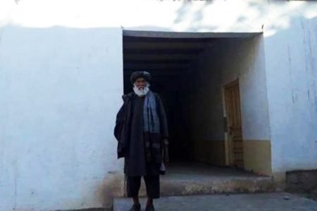 یک مکتب با هزینه شخصی بیش از 4 میلیون افغانی در دایکندی ساخته شد