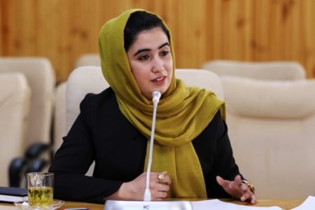 با وجود تغییر نگاه مردان به زنان، نابرابری جنسیتی هنوز هم ریشه‌کن نشده است