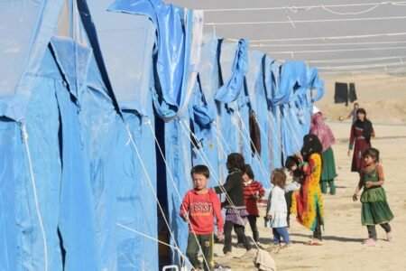 عفو بین‌الملل با انتشار گزارشی خواستار کمک فوری به چهار میلیون آواره در افغانستان شد