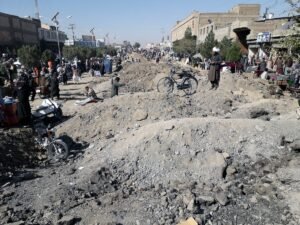 آغاز کار عملی آسفالت جاده درب قندهار-min