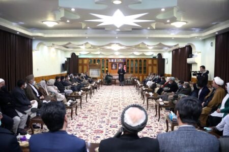 اعضای هیئت مذاکره دولت به دیدار معاون دوم ریاست جمهوری رفتند