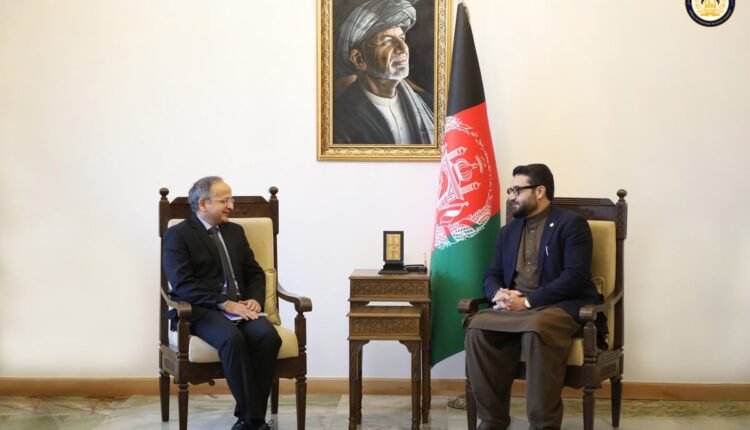 حمدالله محب با سفیر هند در کابل min