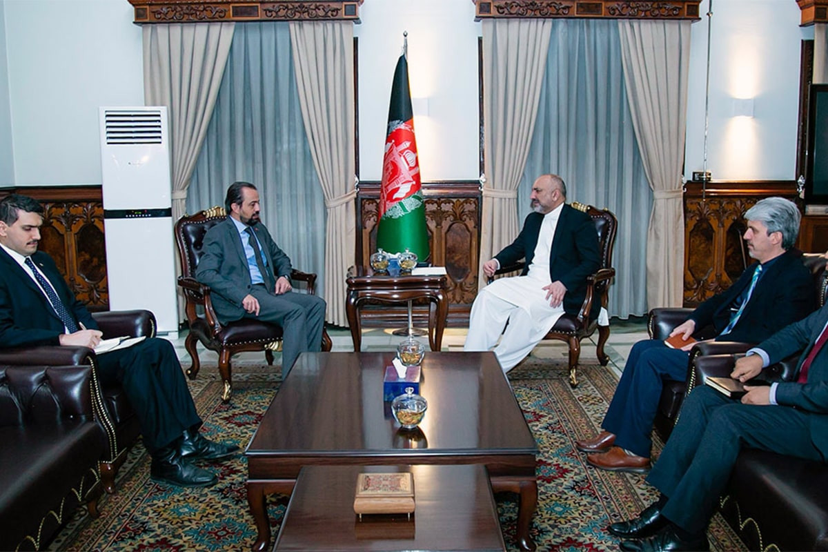 وزیر خارجه افغانستان با سفیر ترکیه min