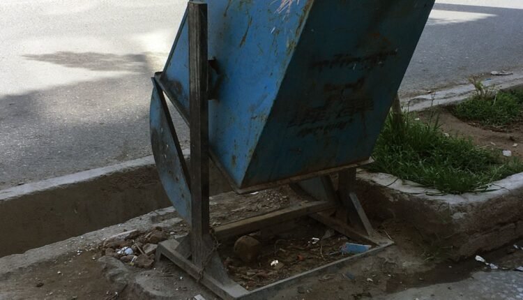 های زباله ای که بدون استفاده مانده است