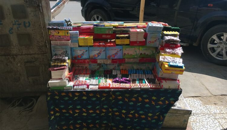 خودسرانه دارو به گونه آزادانه در سطح شهر min