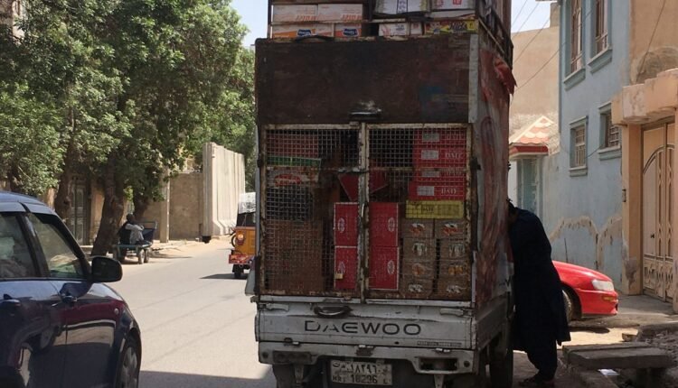 کردن جاده ها با توقف کردن بی جا
