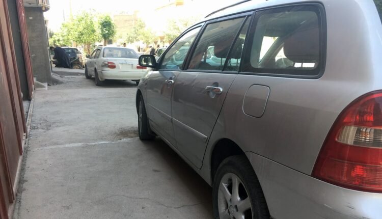 کردن پیاده روها در سایه بی توجهی شهروندان به حقوق شهروندی