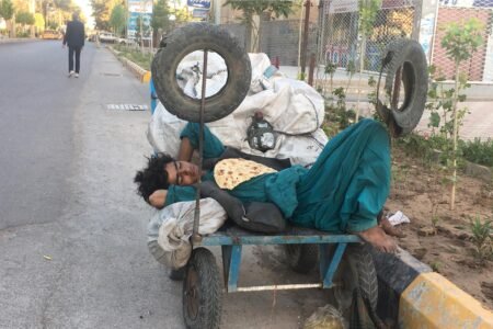 بدون شرح