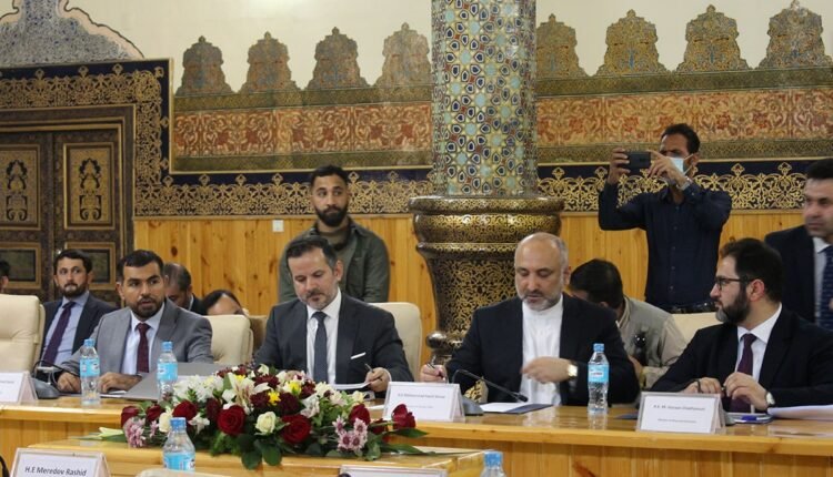 و ترکمنستان روی پروژه های min