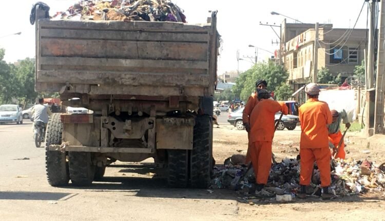 برای جمع آوری زباله از سطح شهر