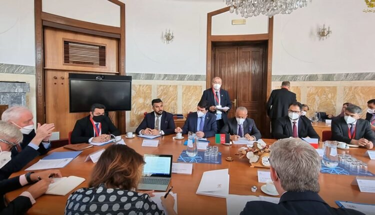 صنحت و تجارت2 min