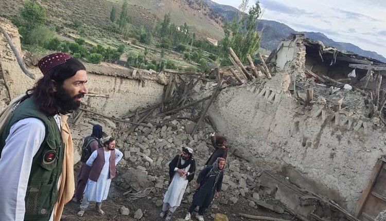 خبرگزاری باختر، وابسته به طالبان اعلام کرده است که دولت سرپرست قصد دارد تا برای زلزله‌زدگان پکتیکا یک هزار خانه بسازد. در گزارش این خبرگزاری آمده است که سنگ تهداب این خانه‌ها روز گذشته بر زمین گذاشته شده است.