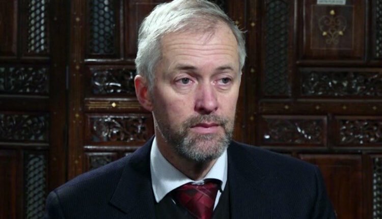 زمزمه‌های اخراج نماینده اروپا از افغانستان پس از مصاحبه با تلویزیون طلوع