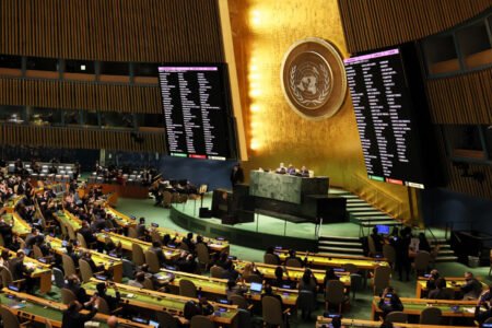 درخواست پاکستان از جهان برای افزایش تعامل با طالبان