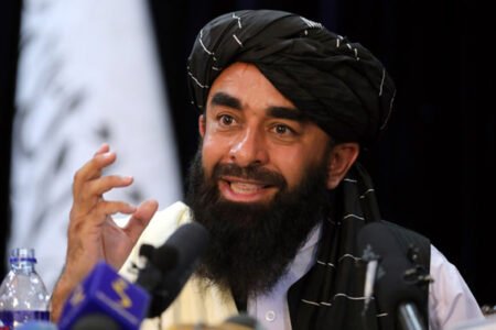 واکنش سخنگوی طالبان به حضور هواپیماهای گشت‌زنی در حریم هوایی افغانستان؛ غیرقانونی است