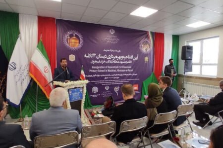والی مشهد اعلام کرد؛ دو هزار صنف درسی برای کودکان افغان در این ولایت اختصاص یافته است