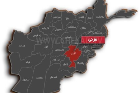 در غزنی، طالبان چهار پسر جوان را به دلیل شنیدن موسیقی بازداشت نمودند